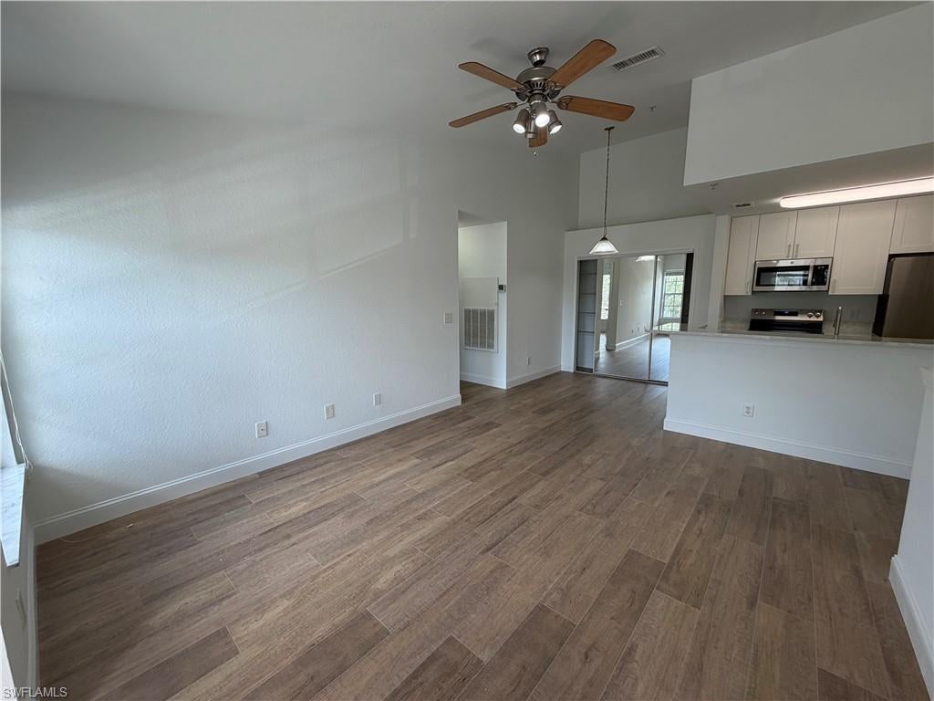 VANDERBILT PLACE - Residential Lease