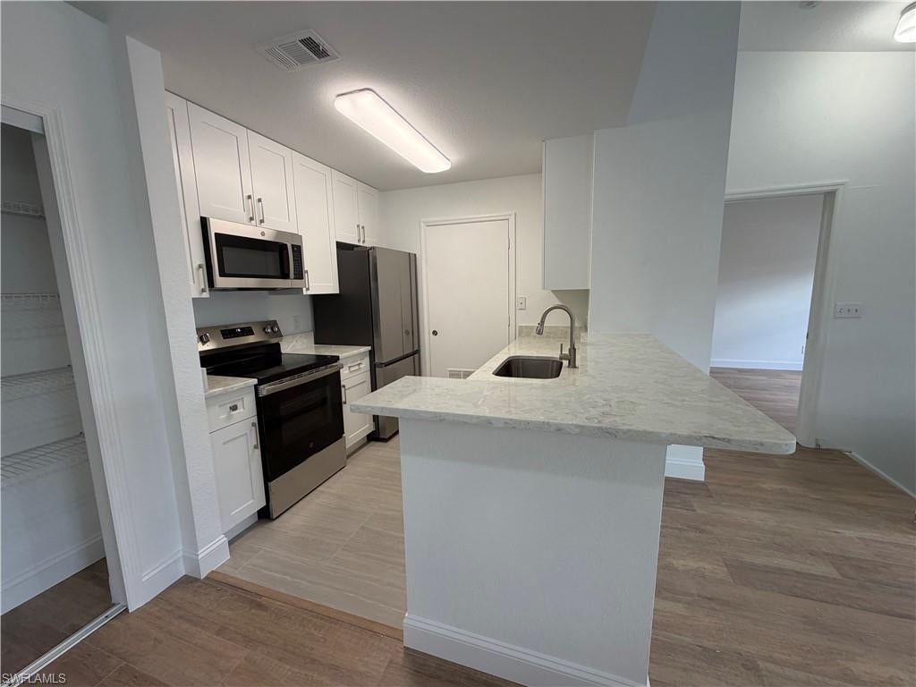 VANDERBILT PLACE - Residential Lease