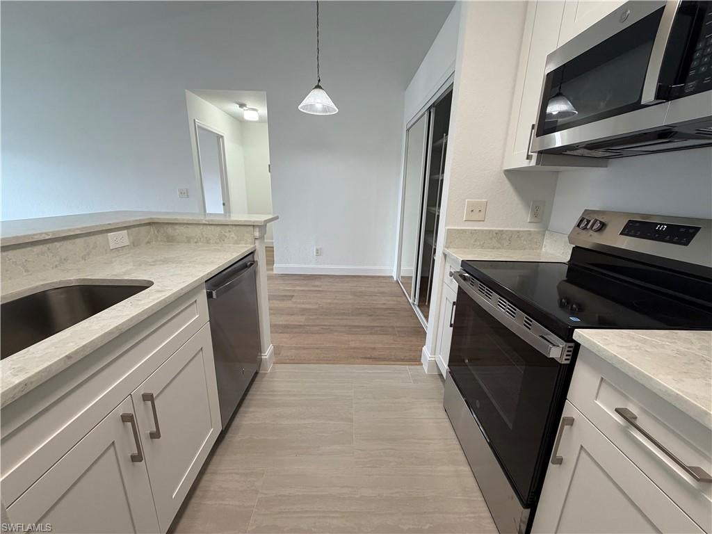 VANDERBILT PLACE - Residential Lease