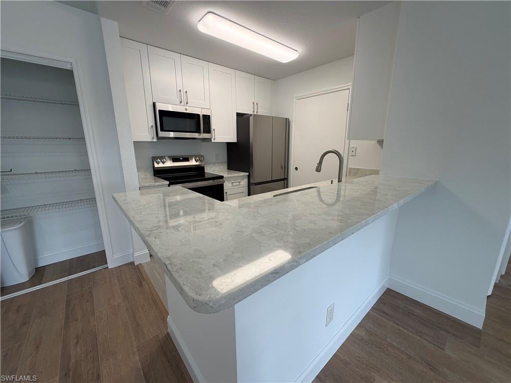 VANDERBILT PLACE - Residential Lease