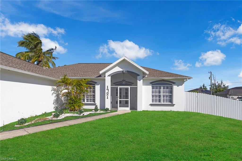 CAPE CORAL - Residential