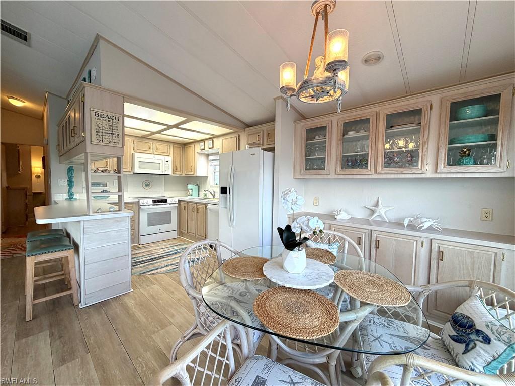 RIVERWOODS PLANTATION - Residential