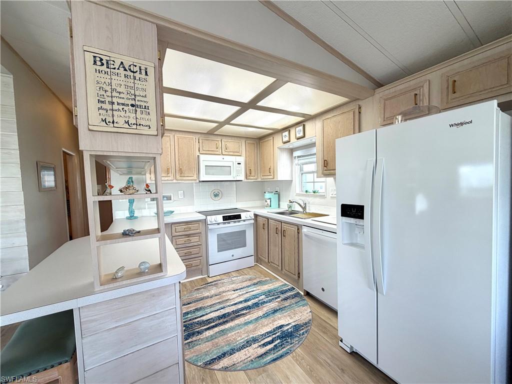 RIVERWOODS PLANTATION - Residential