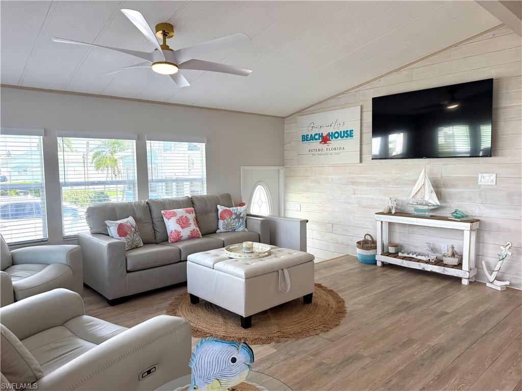 RIVERWOODS PLANTATION - Residential