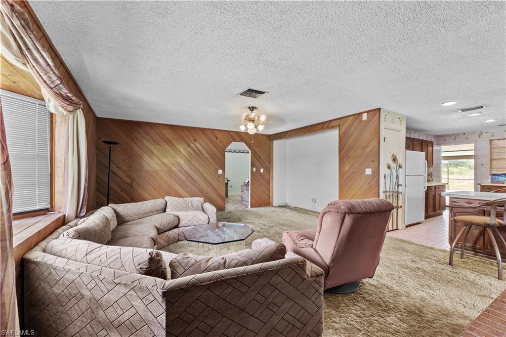 MOORE HAVEN - Residential