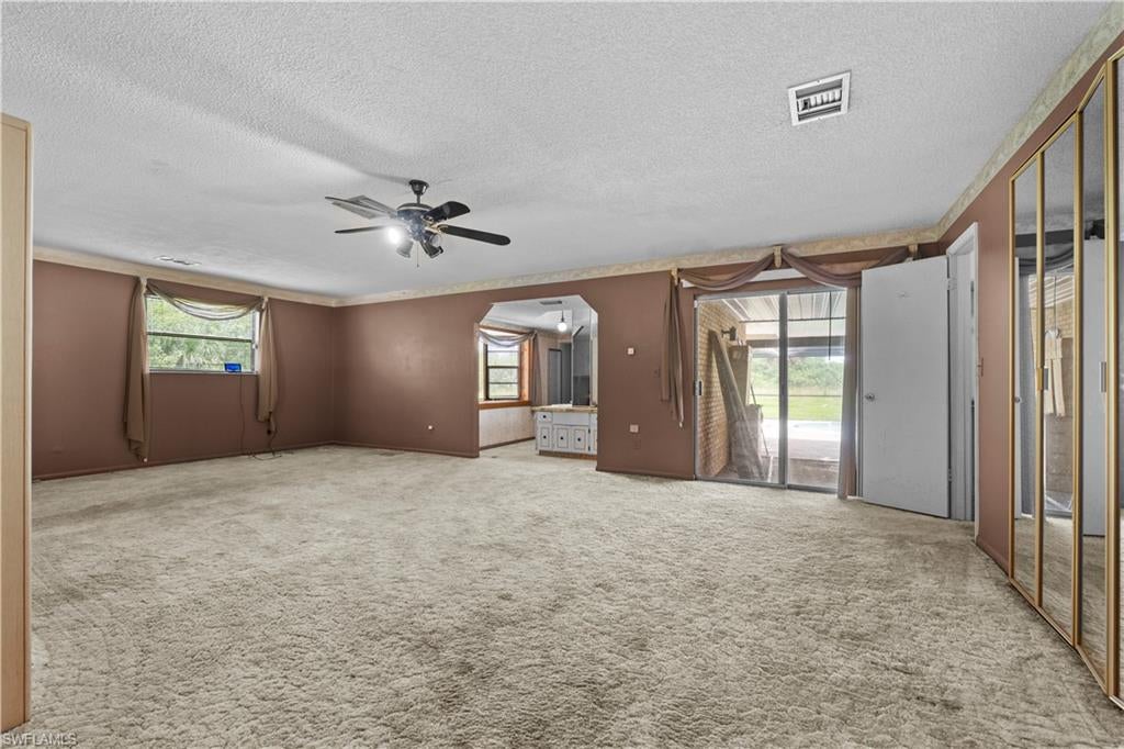 MOORE HAVEN - Residential
