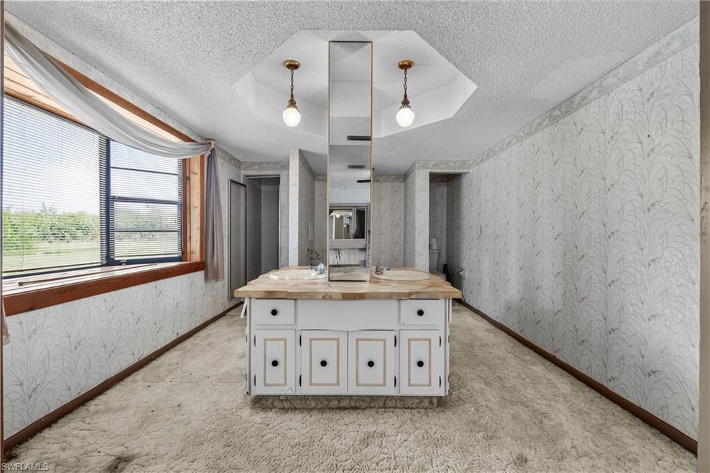 MOORE HAVEN - Residential