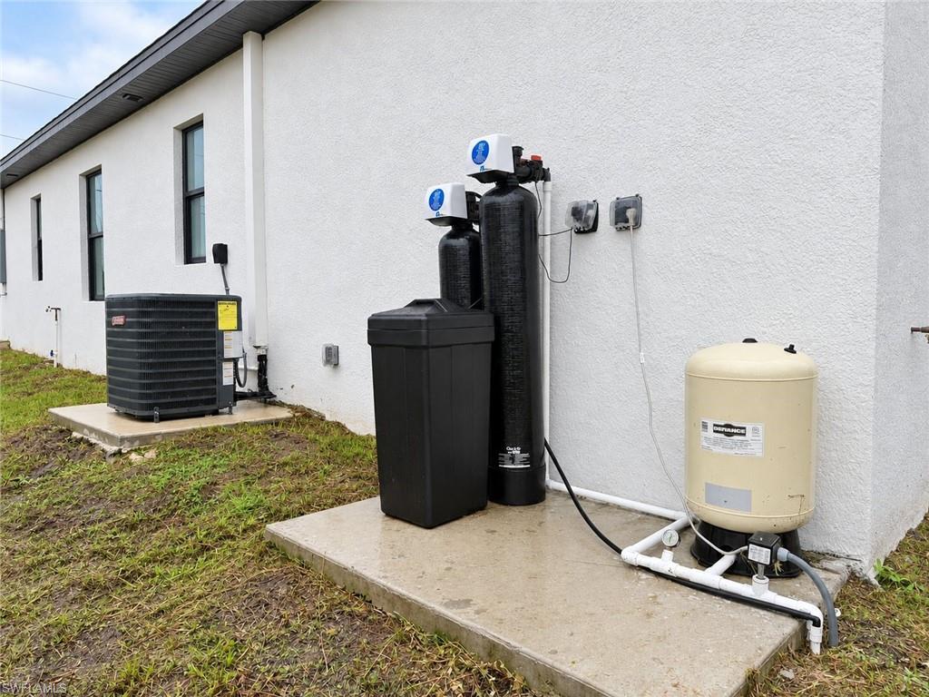LEHIGH ACRES - Residential Income