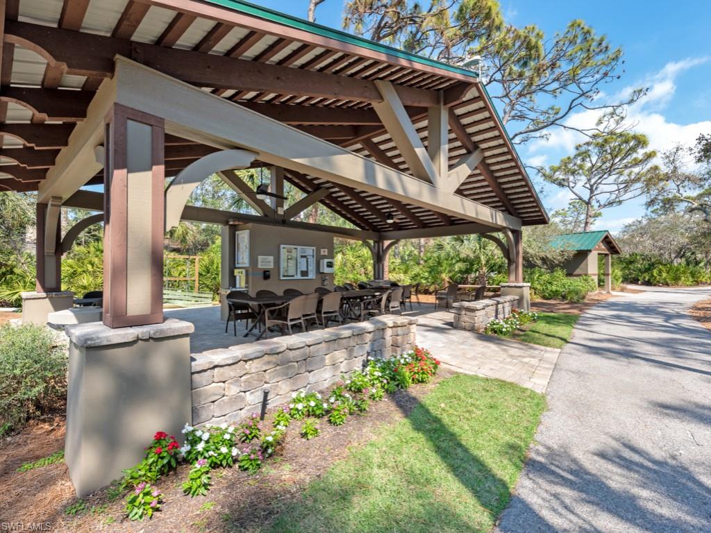 HARBOR LAKES - Residential