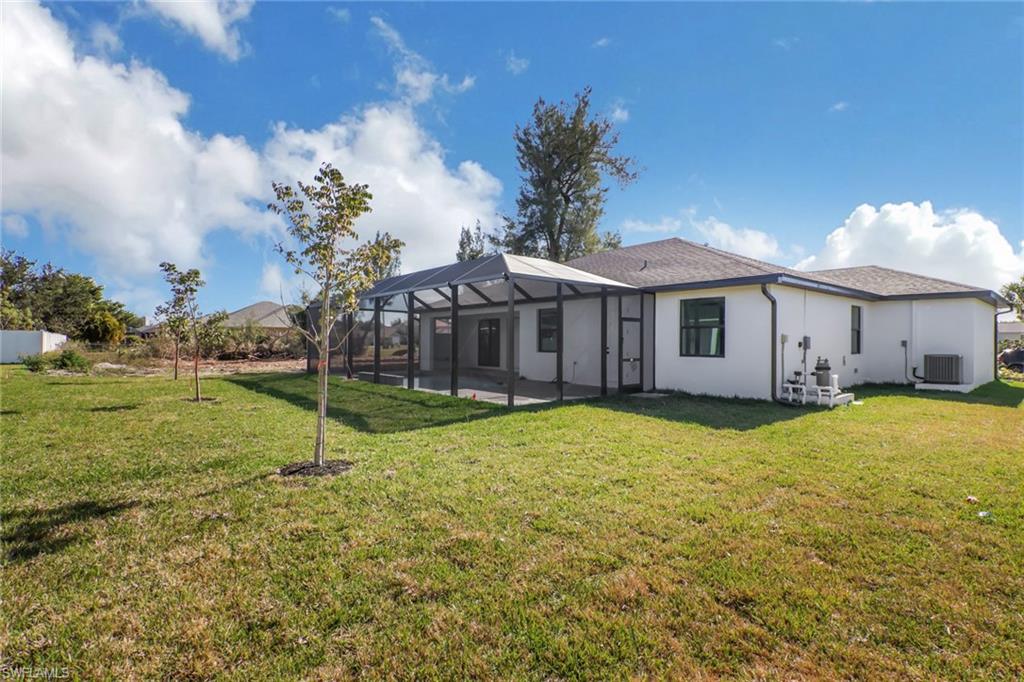 CAPE CORAL - Residential
