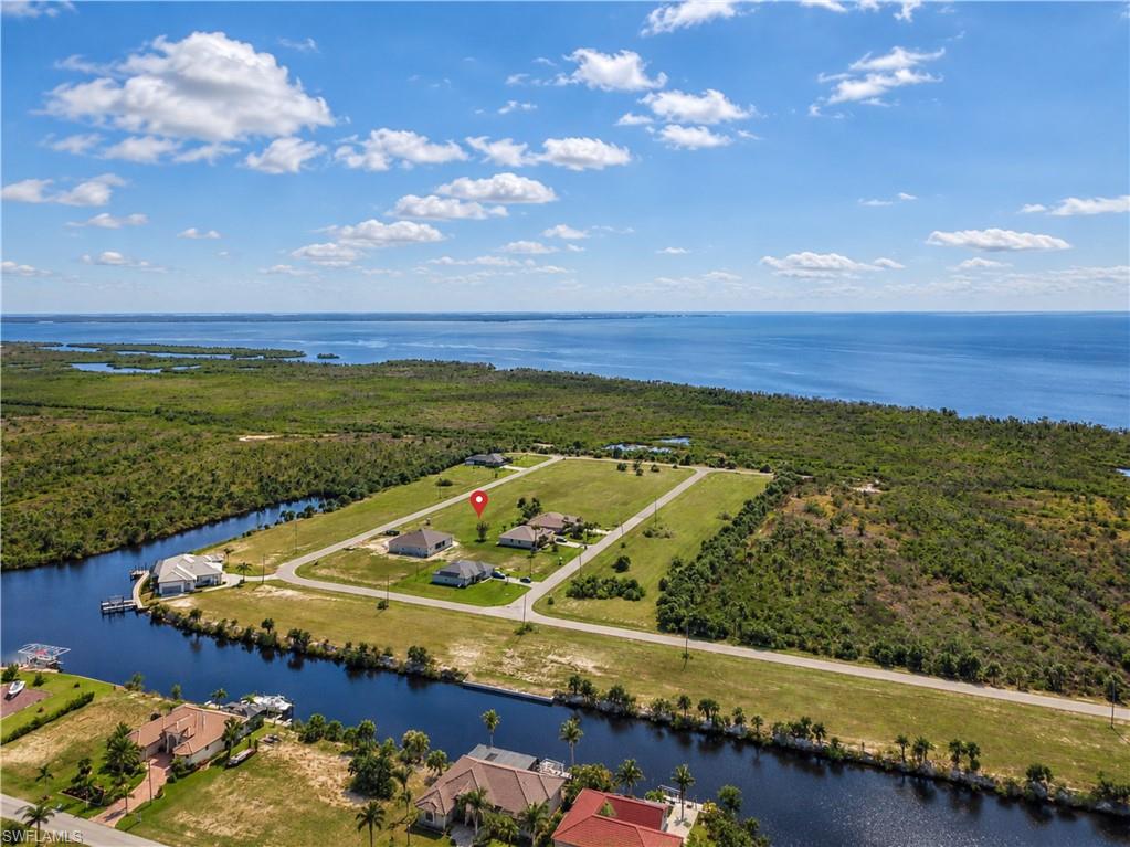 CAPE CORAL - Land