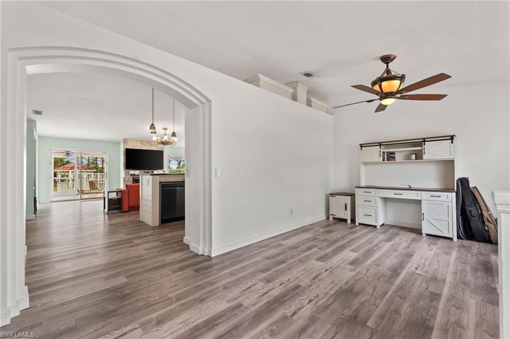 GOLDEN GATE ESTATES - Residential