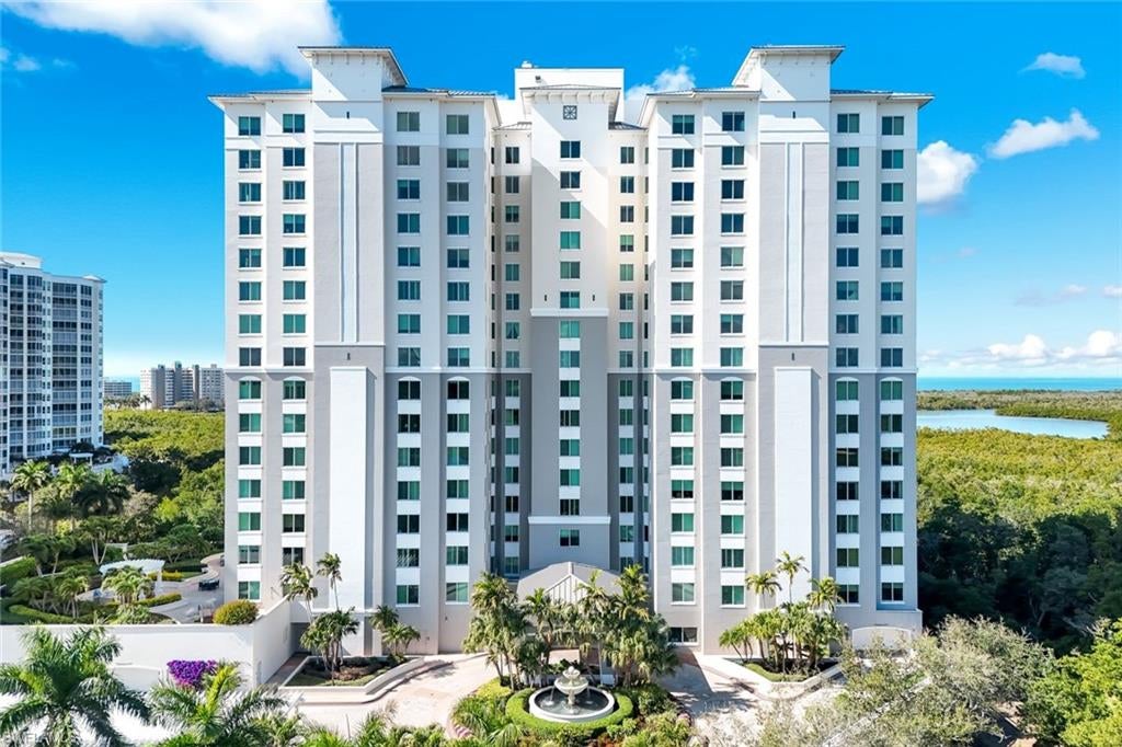 GRANDE GENEVA - Residential