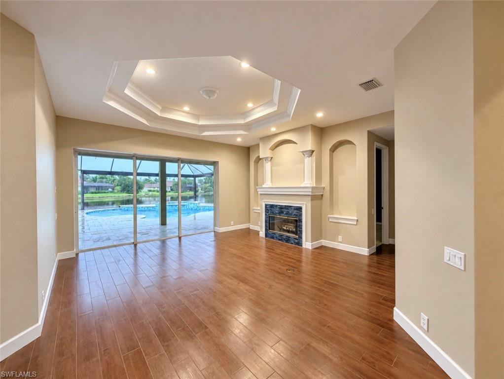 BLACKHAWK - Residential