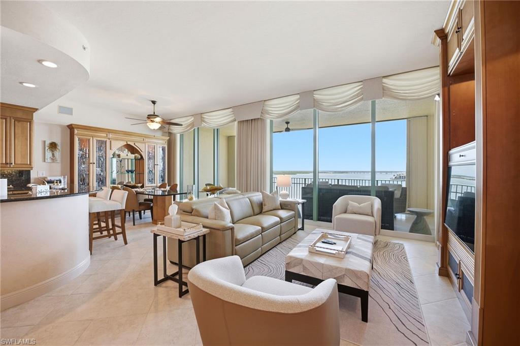 PIER 81 CONDOMINIUM - Residential