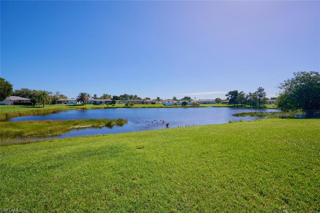 WILLOW LAKE - Residential