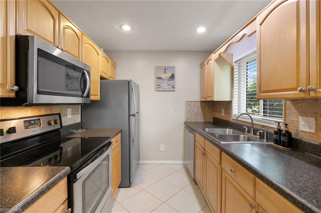 CAPE CORAL - Residential Income