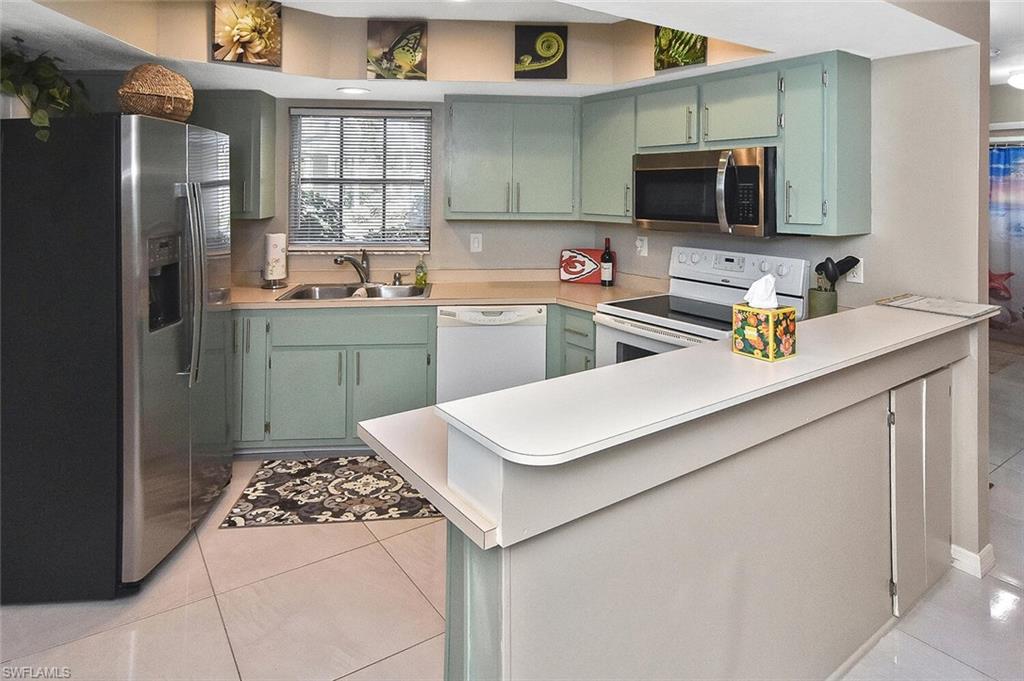 EAST GREENS LAND CONDO - Residential
