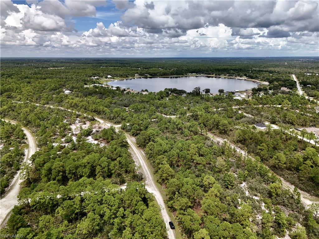 LEISURE LAKES - Land