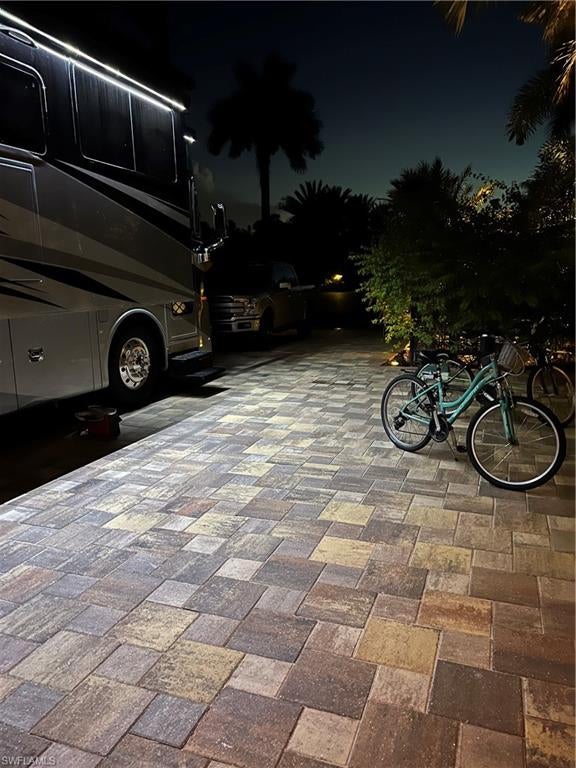 RIVERBEND MOTORCOACH RESORT - Land