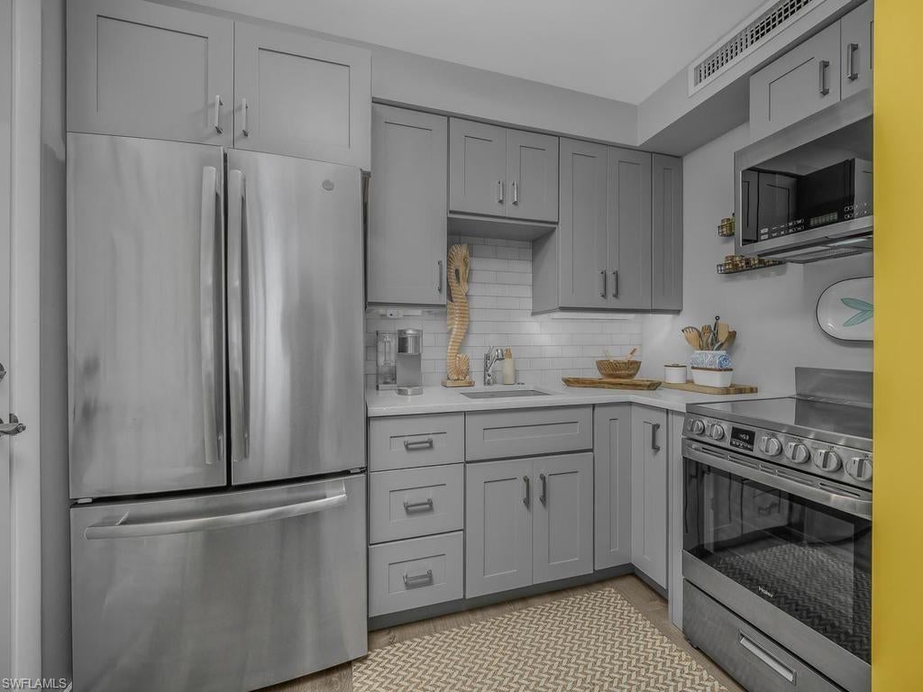 SEABREEZE SOUTH - Residential