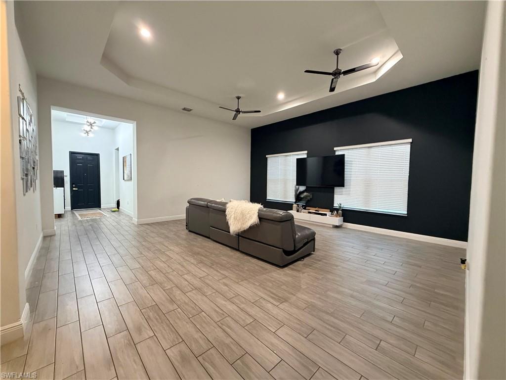 MAPLE RIDGE - Residential