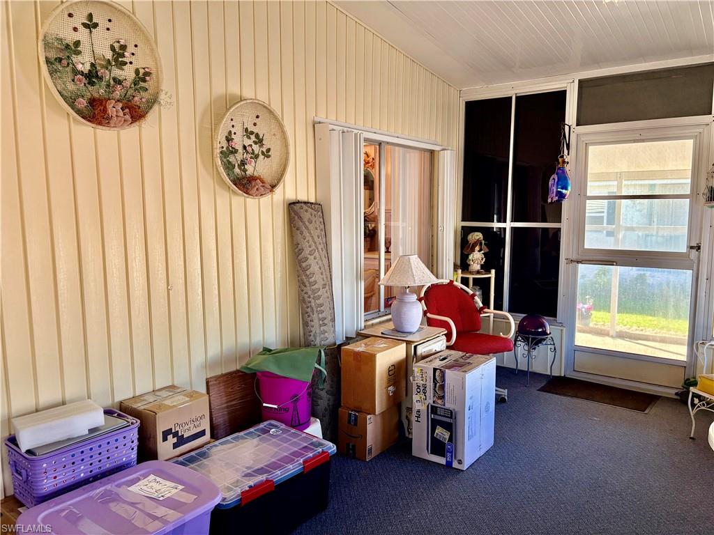 LAUREL ESTATES MOBILE HOME VIL - Residential
