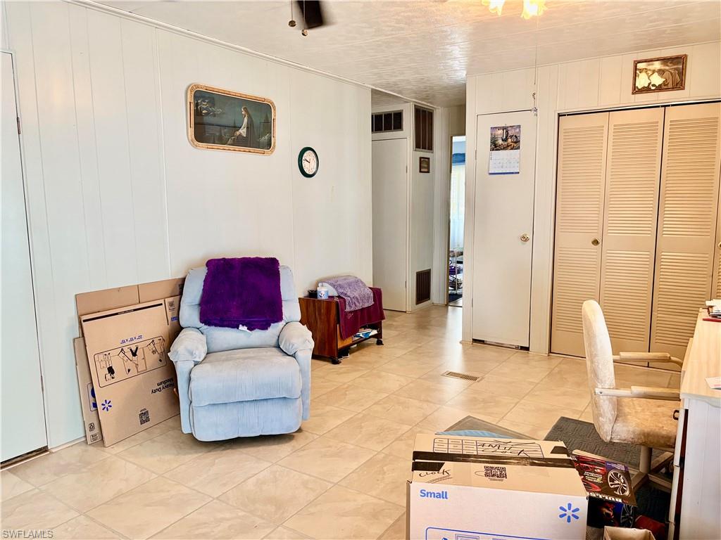 LAUREL ESTATES MOBILE HOME VIL - Residential