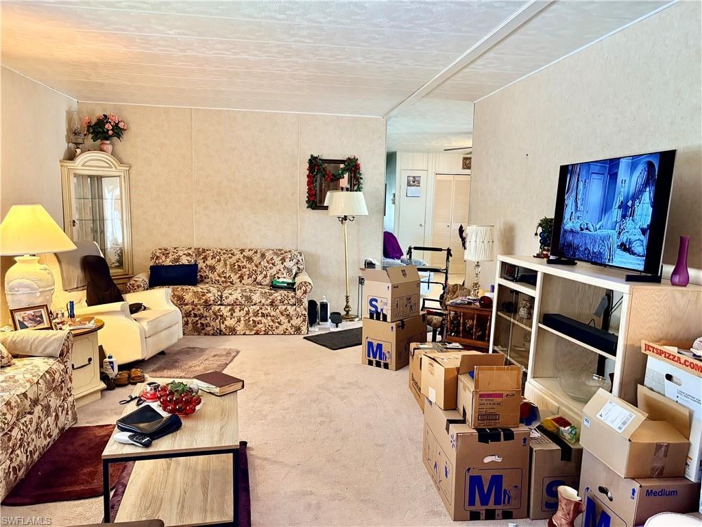 LAUREL ESTATES MOBILE HOME VIL - Residential