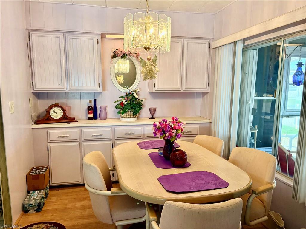 LAUREL ESTATES MOBILE HOME VIL - Residential
