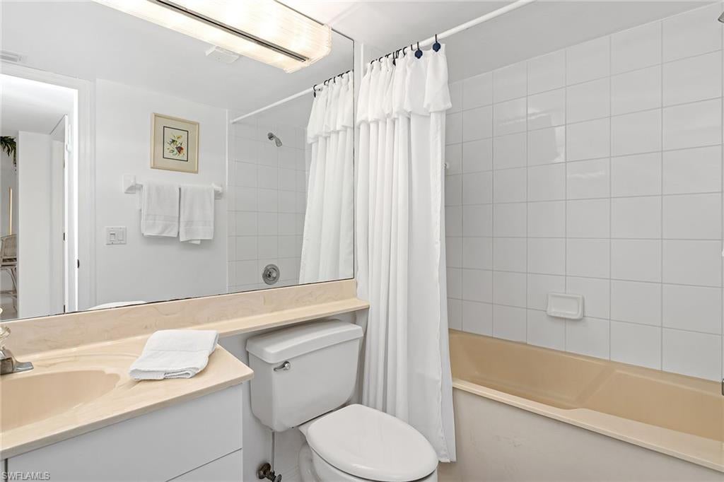 PRINCETON PLACE - Residential Lease