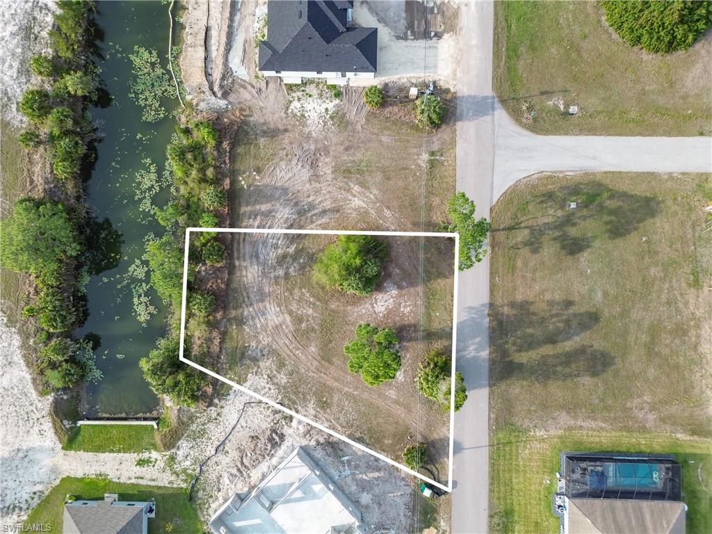 CAPE CORAL - Land
