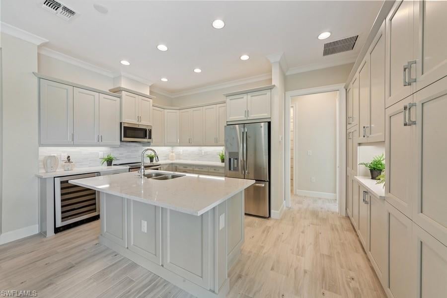 ISLES OF COLLIER PRESERVE - Residential