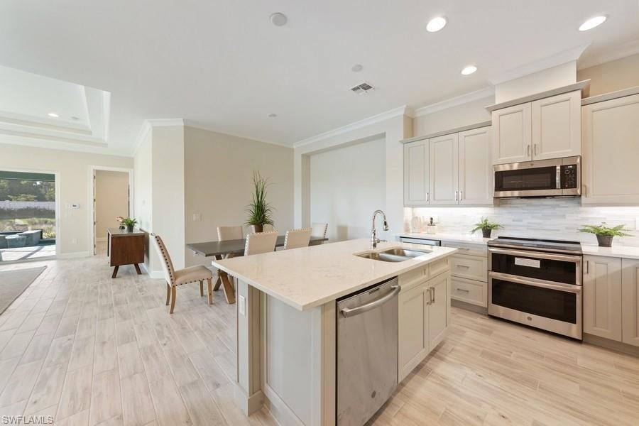 ISLES OF COLLIER PRESERVE - Residential