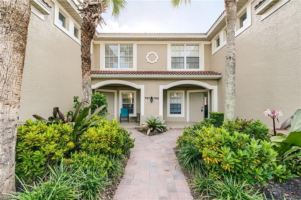 STREAMSIDE - Residential