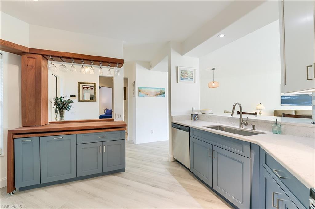 STREAMSIDE - Residential