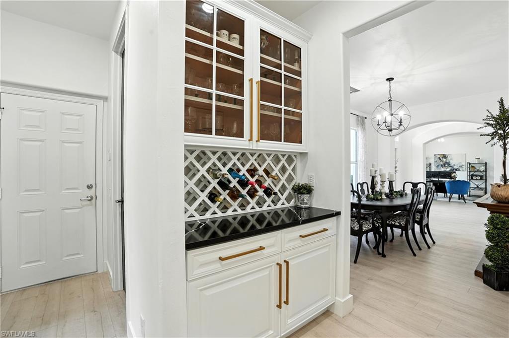 MAHOGANY RUN - Residential