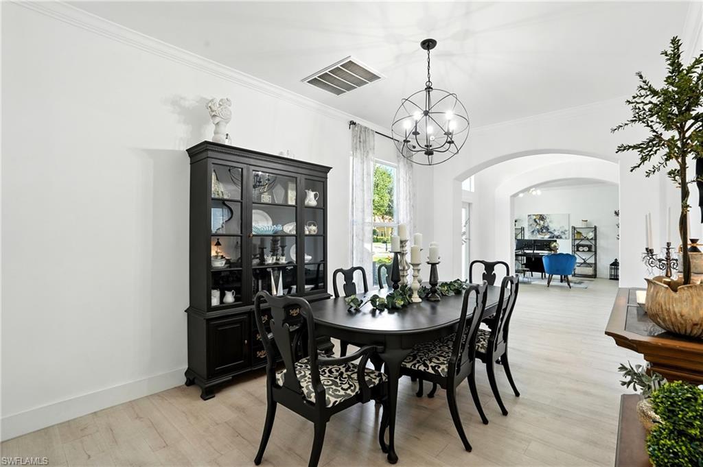 MAHOGANY RUN - Residential