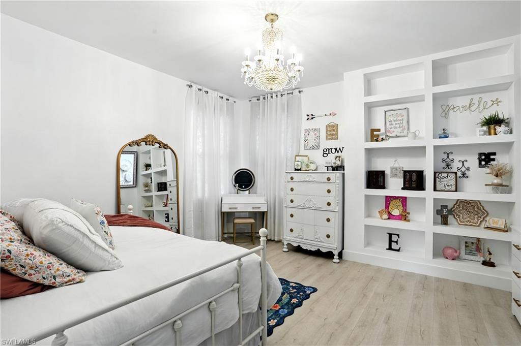 MAHOGANY RUN - Residential