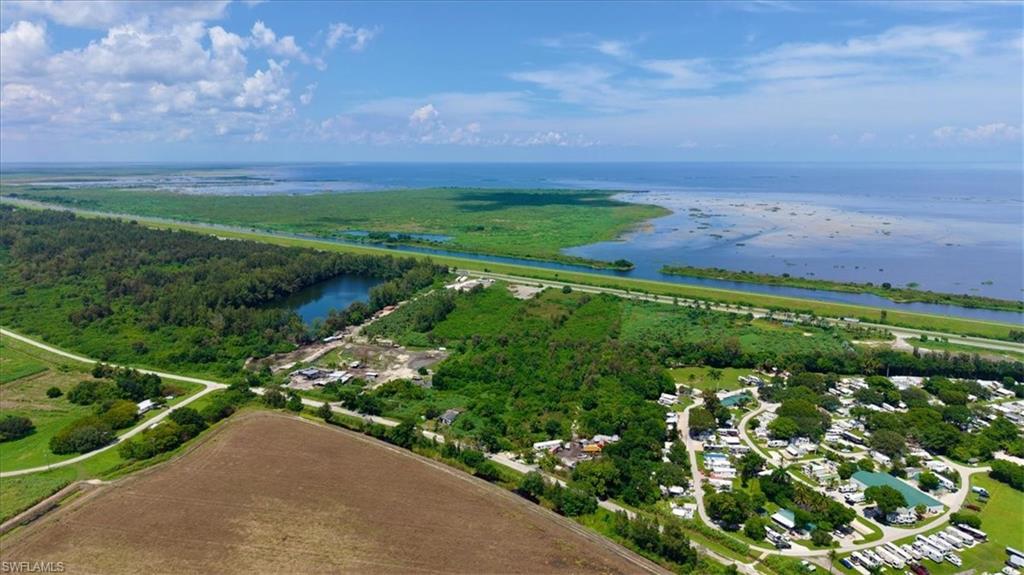 CLEWISTON - Land