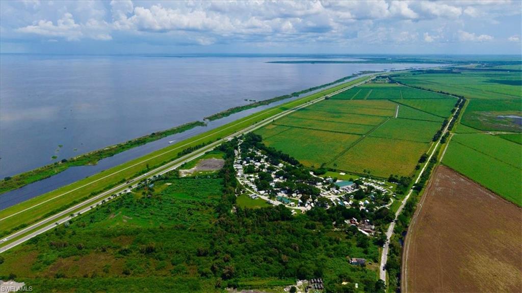CLEWISTON - Land