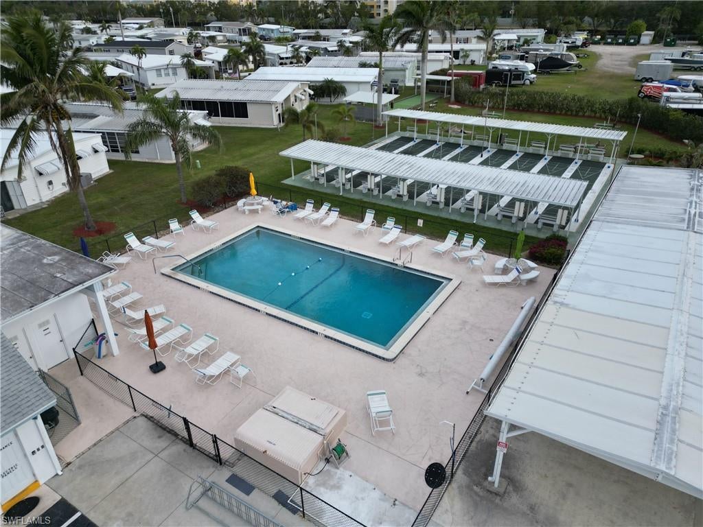 THUNDERBIRD MOBILE HOMES - Residential