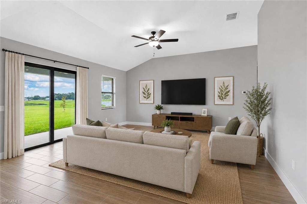 CAPE CORAL - Residential
