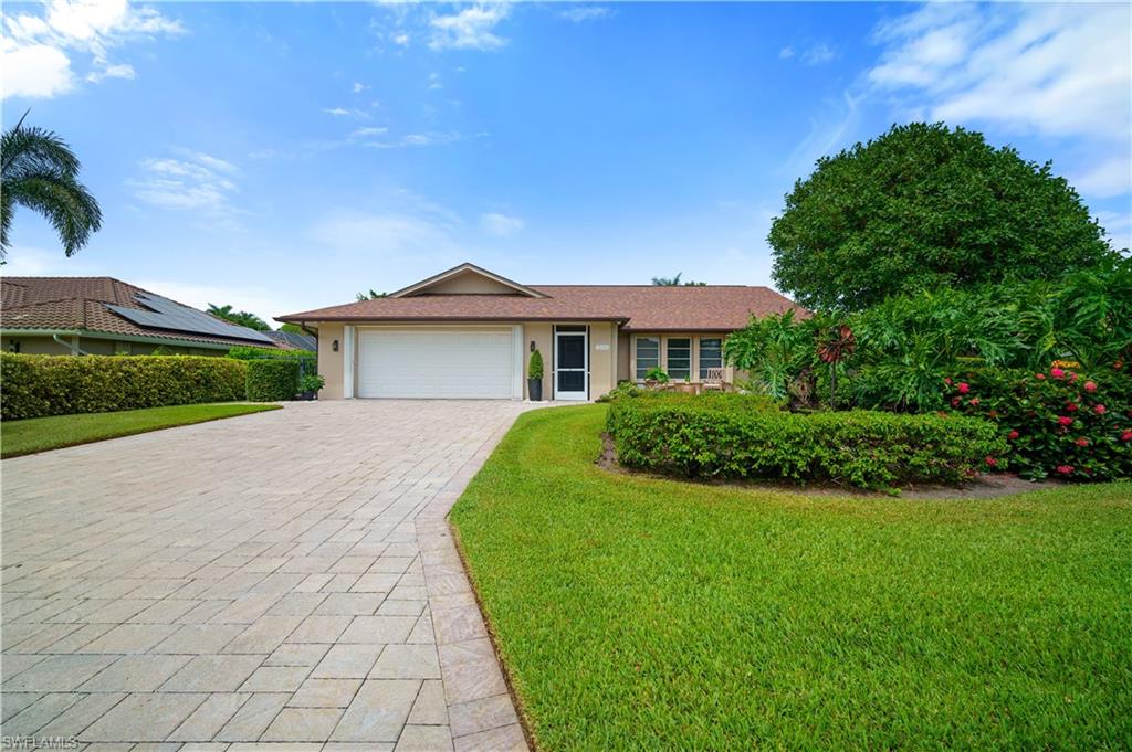 KINGS LAKE - Residential
