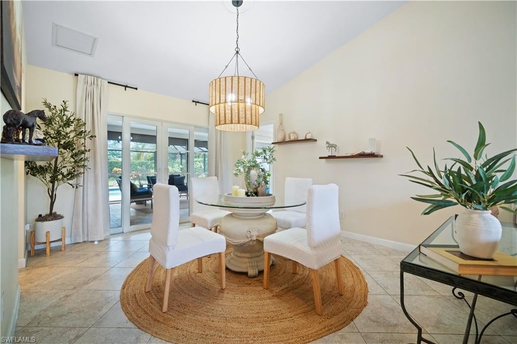 KINGS LAKE - Residential