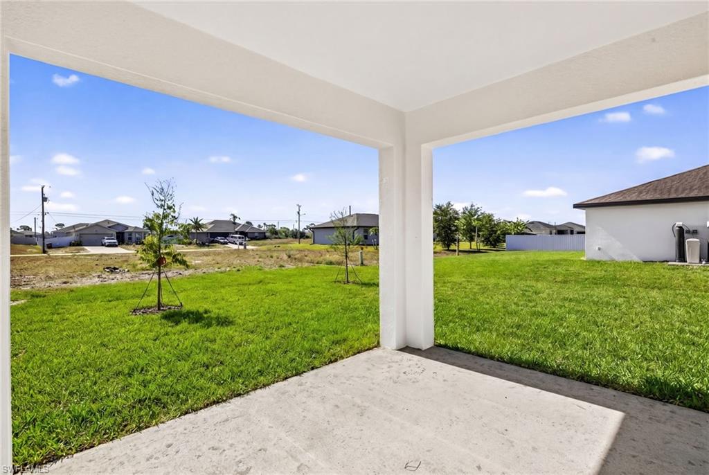 CAPE CORAL - Residential