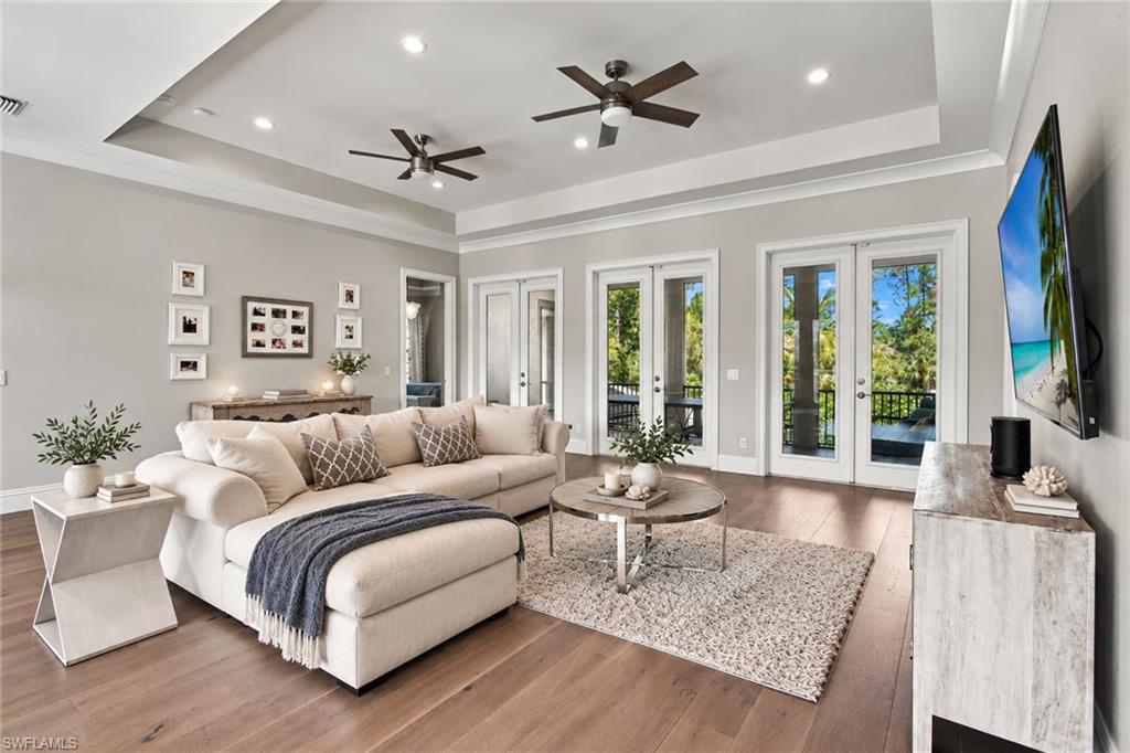 GOLDEN GATE ESTATES - Residential