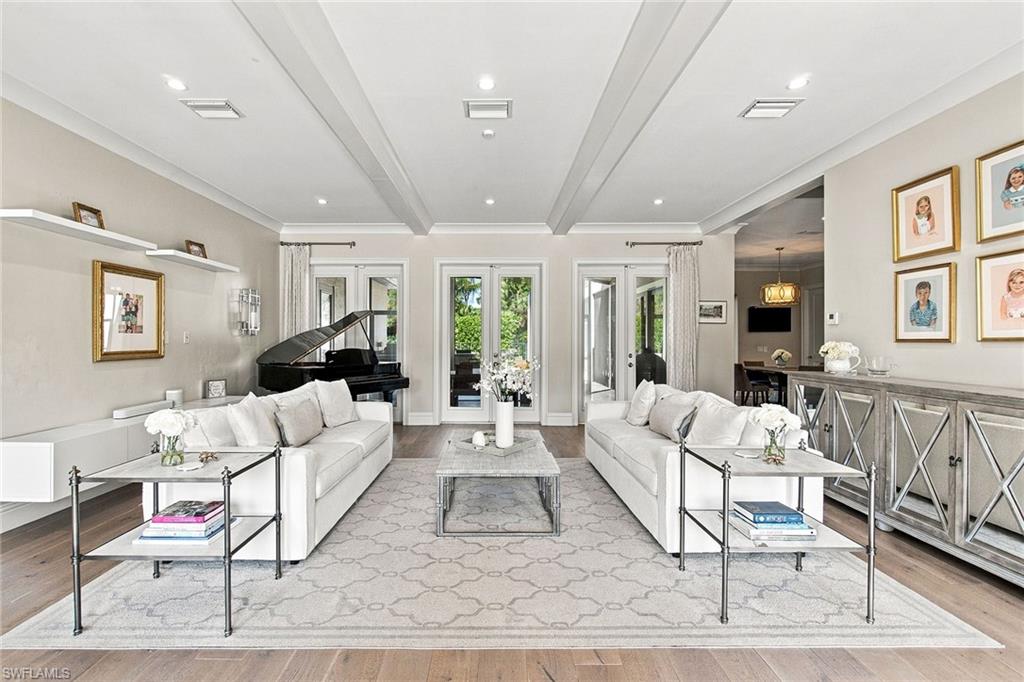 GOLDEN GATE ESTATES - Residential
