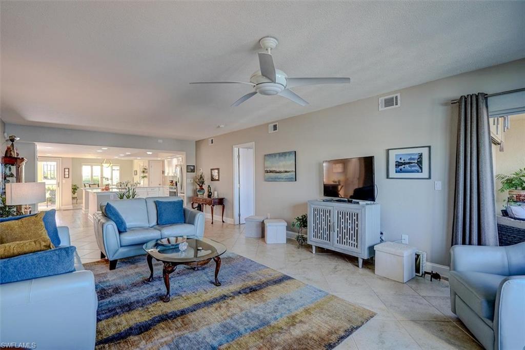 SUNNYBROOK HARBOUR CONDO - Residential