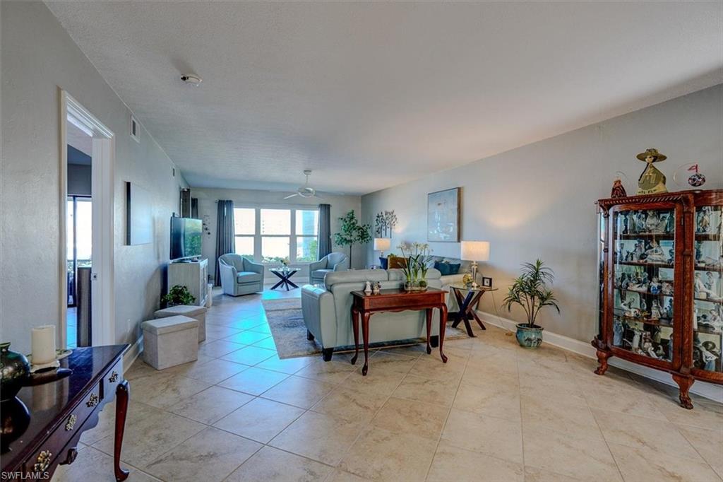 SUNNYBROOK HARBOUR CONDO - Residential